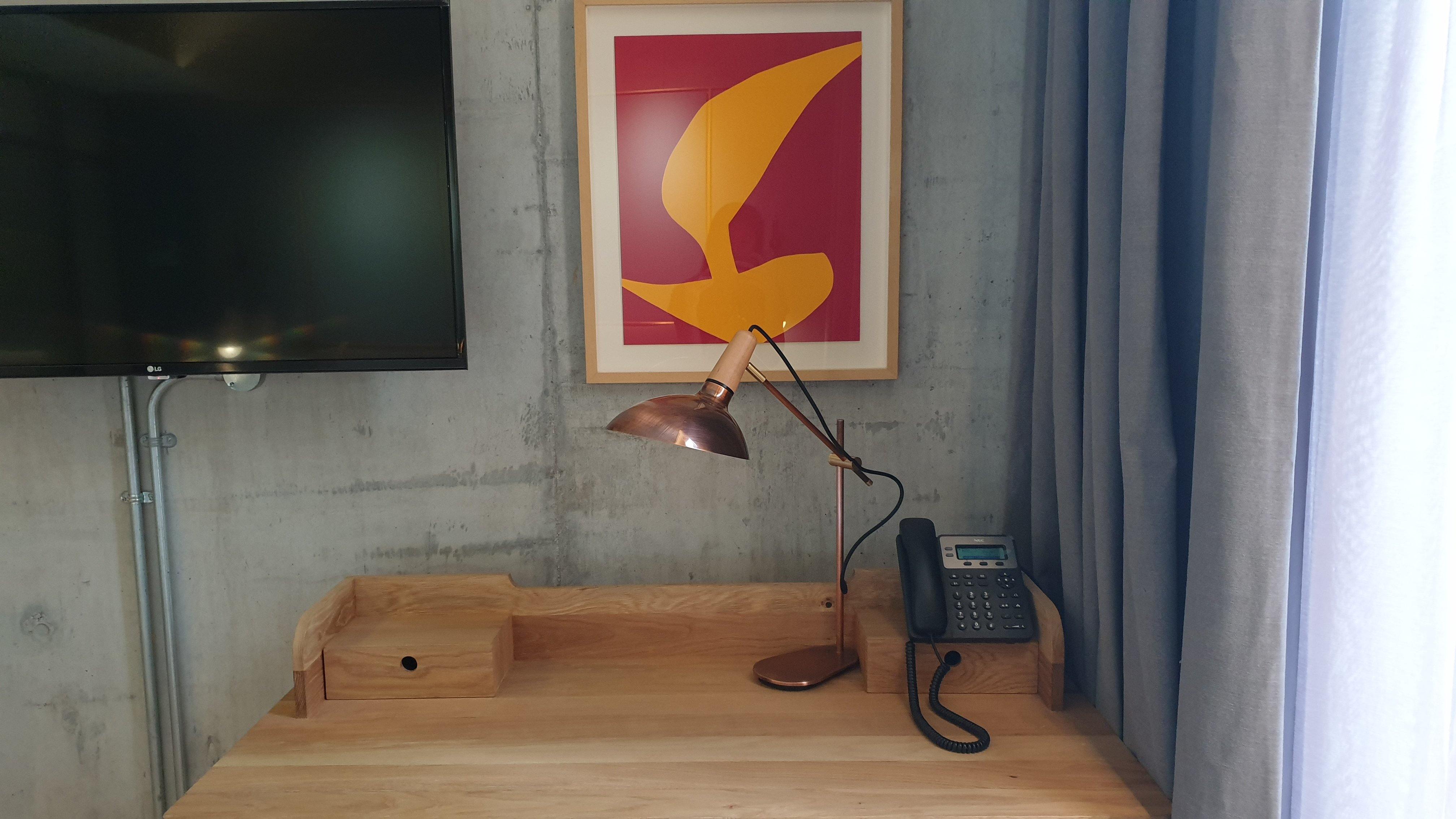 Scoop Desk Lamp - Stephanie Ng Design